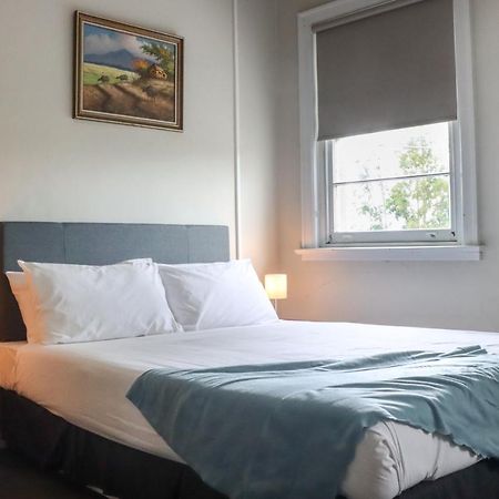 Tates Hotel وندسور المظهر الخارجي الصورة