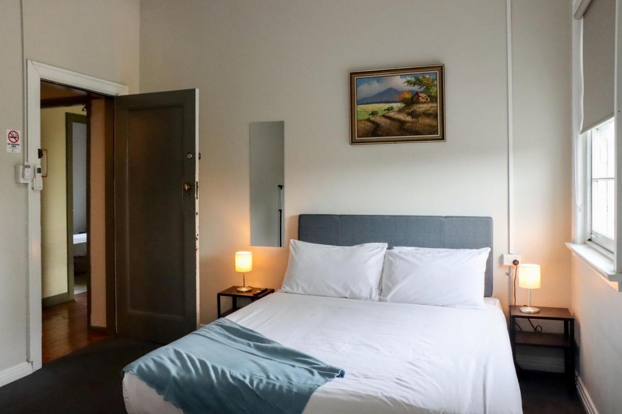 Tates Hotel وندسور المظهر الخارجي الصورة