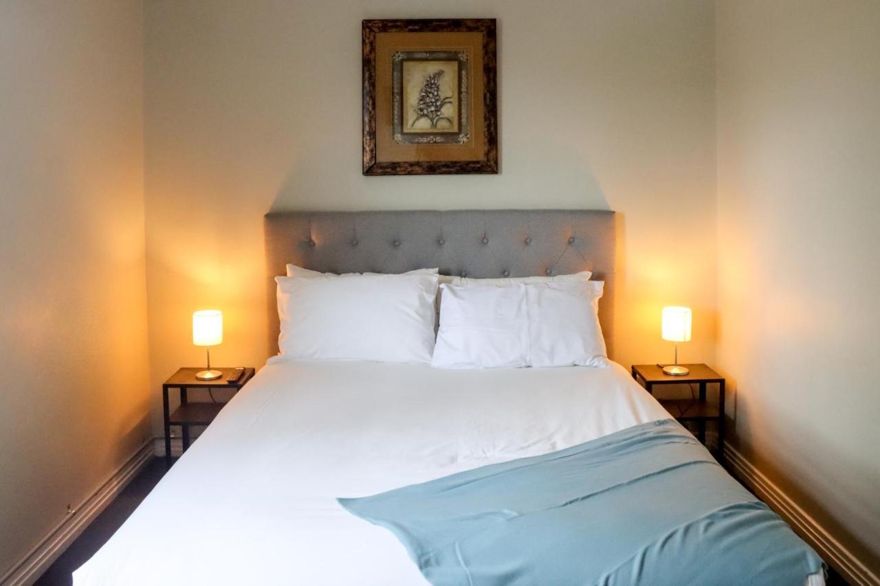 Tates Hotel وندسور المظهر الخارجي الصورة